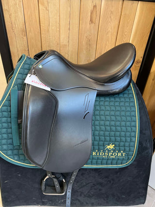 Demosadel Prestige Roma II Dressur