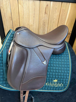 Demo Zadel BATES 17 PLUS CAIR DRESSAGE