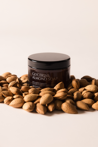 Savon pour Cuir Glycériné Amande 450ml