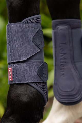 Arika Mesh Boots