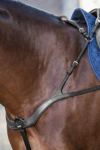 Brystplade 5-punkt New English Sort